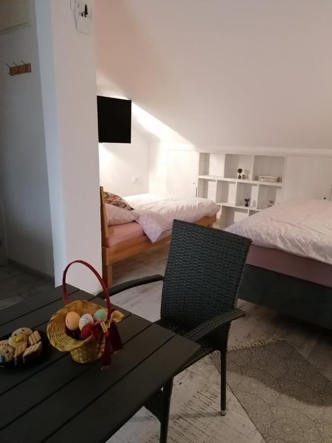 Vila Mira 特雷比涅 外观 照片